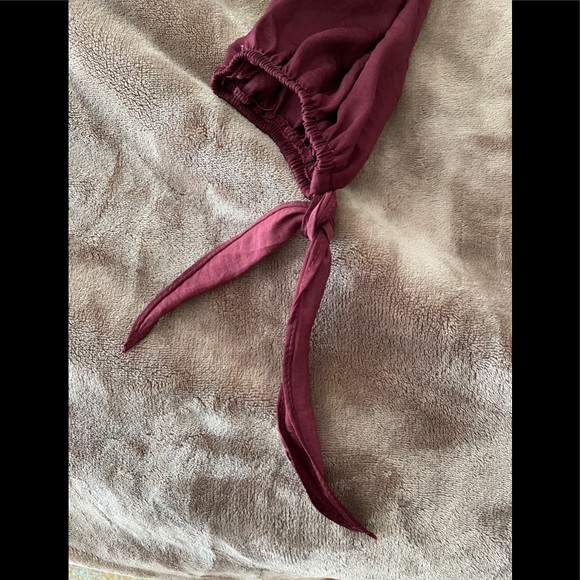 DO+BE Burgundy Off Shoulder Blouse size M - Picture 5 of 7